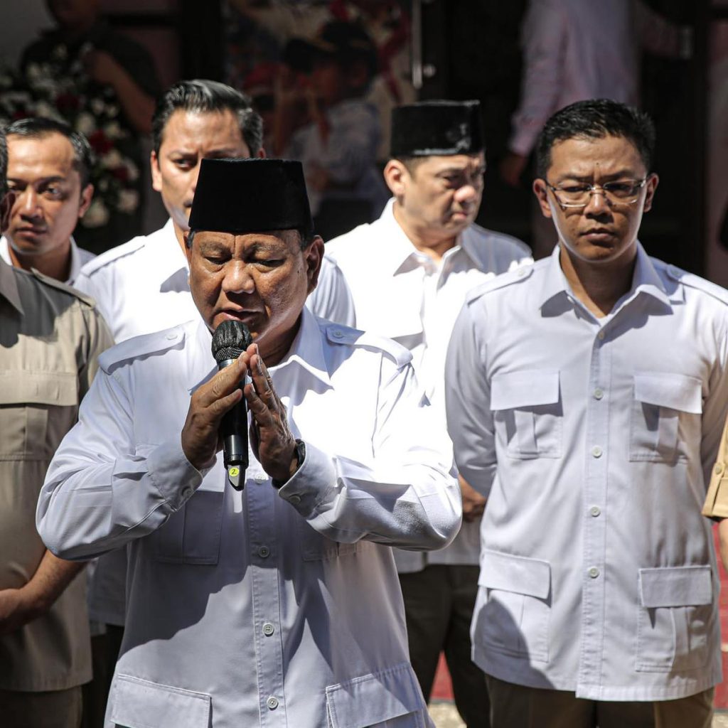 Prabowo Merasa Tambah Muda 23 Tahun Setelah Didukung Jokowi Mania.